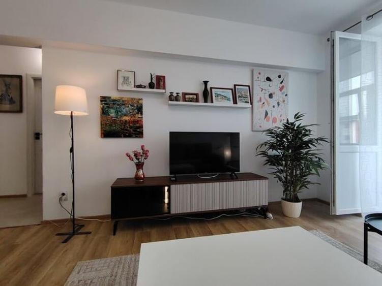 Închiriere Apartament 2 camere în Tineretului,DECOMANDAT, 3 MIN PROX METROU - 15