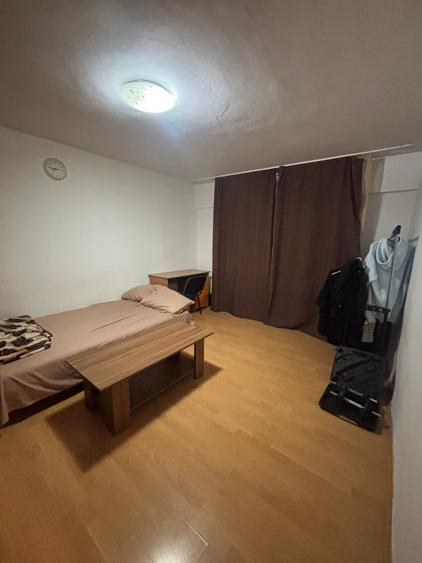 Apartament cu 3 camere decomandat, mobilat în Gorjului