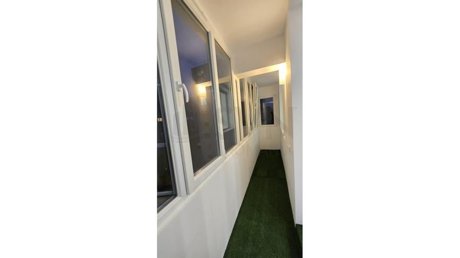 Apartament cu 3 camere decomandat, mobilat în Colentina