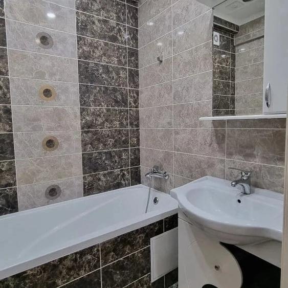 Apartament cu 2 camere decomandat în Viilor