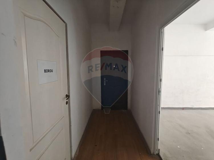 Spațiu industrial, de 265 mp, în Dâmbul Rotund