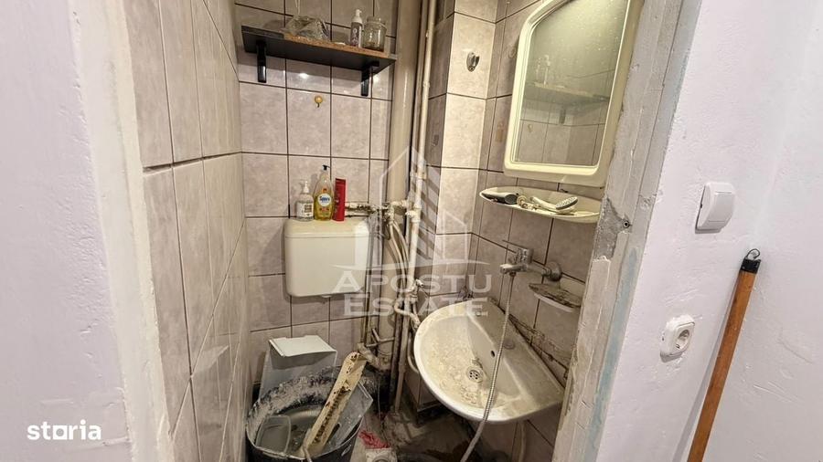 Apartament cu 3 camere | Calea Sagului Piata Doina | 36 mp | Etaj 3/ - 5