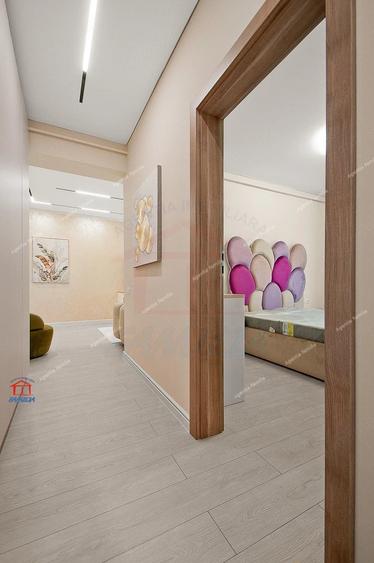 Apartament cu 3 camere decomandat în Central