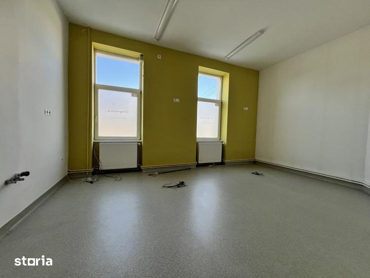 Spațiu comercial, de 230 mp, în Gruia