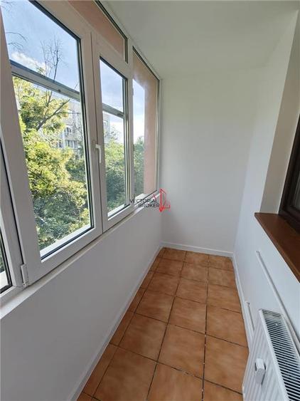 Apartament cu 3 camere decomandat în Ozana