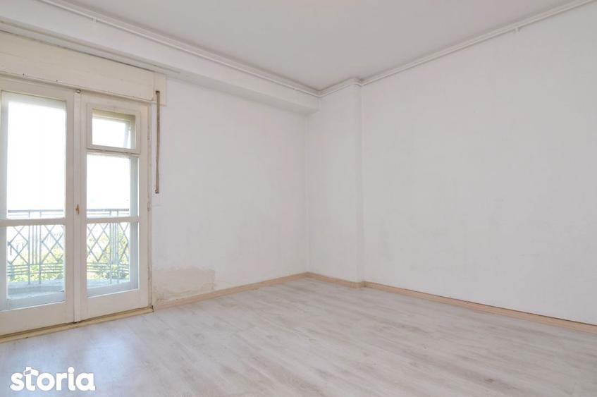 Apartament cu 4 camere decomandat în Centrul Civic