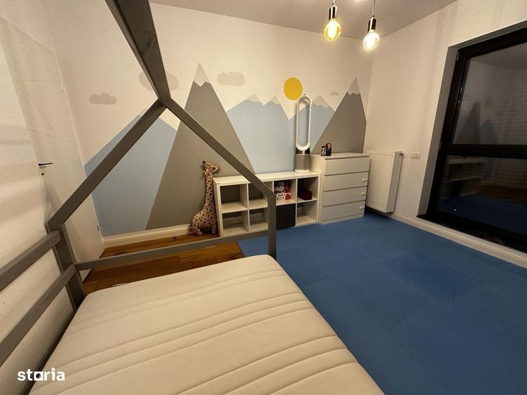 Apartament cu 3 camere decomandat în Sud