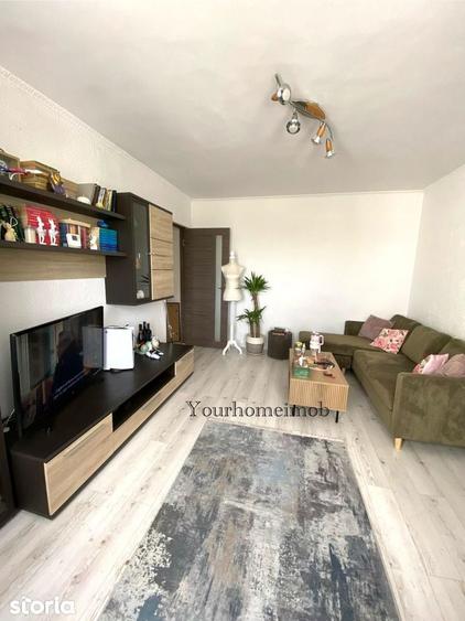 Apartament cu 2 camere semidecomandat în Craiovița Nouă