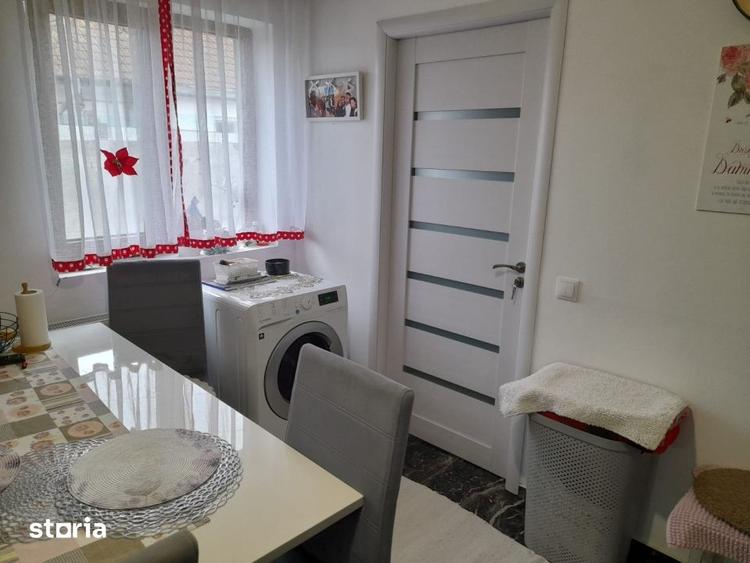 Casa renovata 2 camere de vanzare str. Campului Fagaras jud. Brasov - 12
