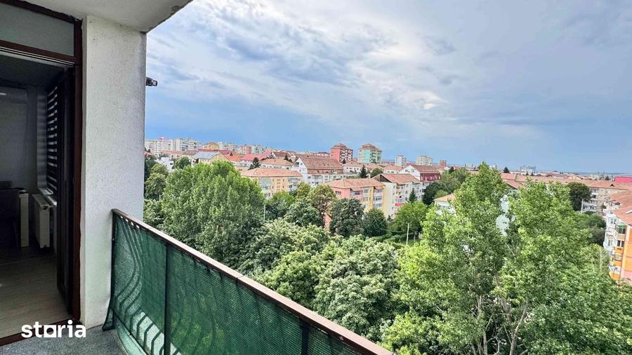 Apartament cu 2 camere decomandat în Exterior Vest