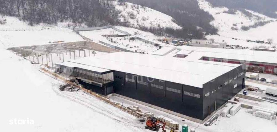Spațiu comercial, de 1,071 mp, în Baciu