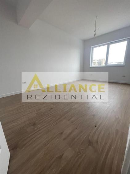 Apartament cu 2 camere decomandat în Est