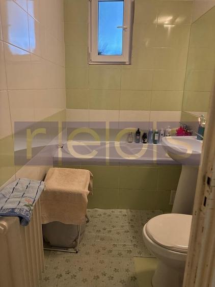 Apartament cu 3 camere, mobilat în Dristor