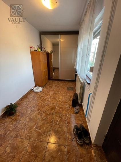 Casă individuală cu 4 camere cu Canalizare în Rahova