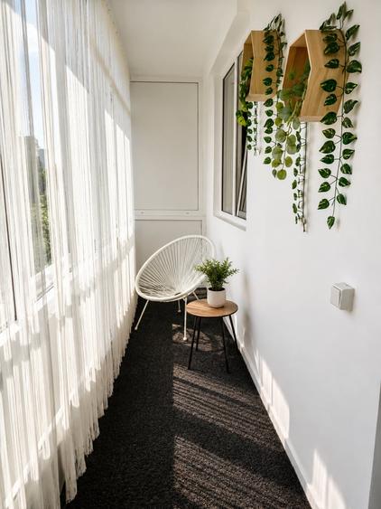 Apartament cu 2 camere semidecomandat în 1 Mai