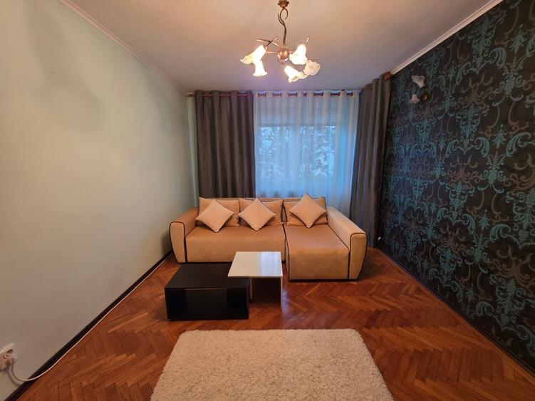 Apartament cu 2 camere semidecomandat, mobilat în Baba Novac