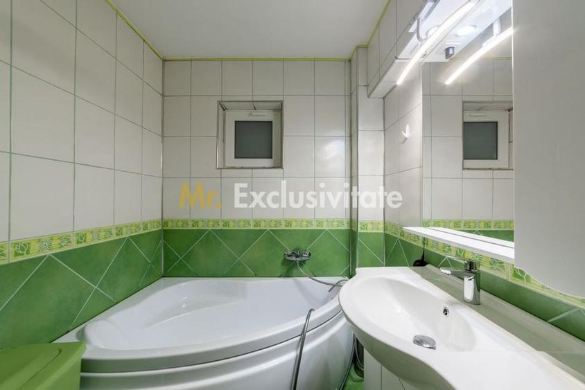 Apartament cu 3 camere decomandat în Ultracentral