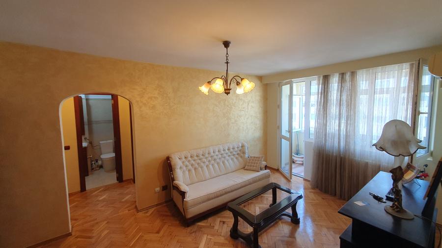 Apartament cu 2 camere semidecomandat, mobilat în Drumul Taberei
