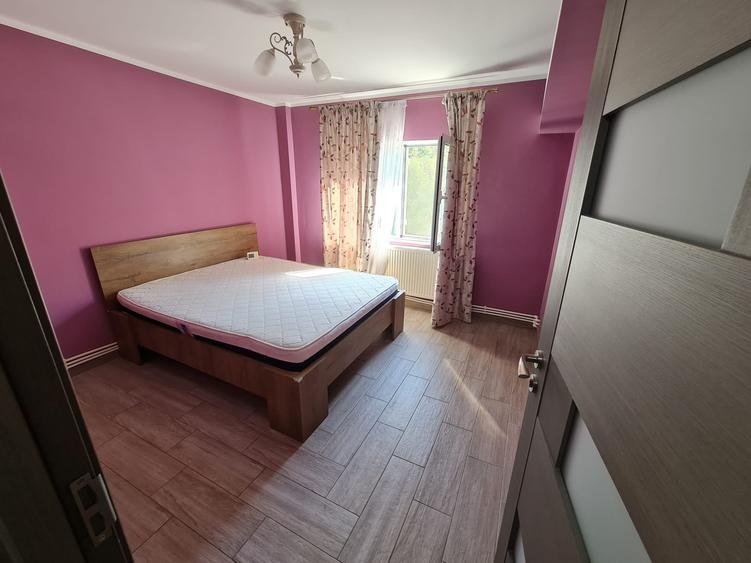 Apartament cu 2 camere decomandat în Siderurgiștilor