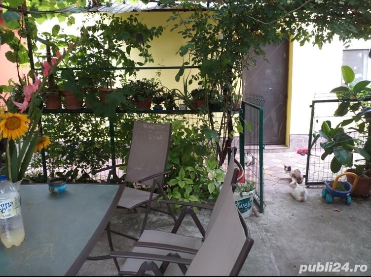Casă cu 2 camere în Central