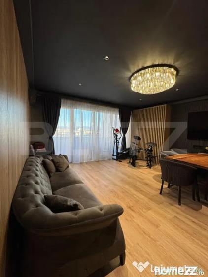 Apartament cu 4 camere decomandat în Central