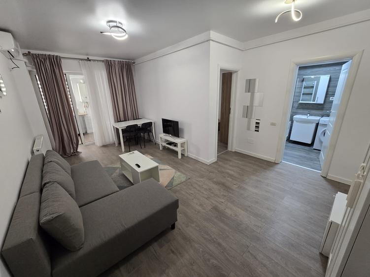 Apartament cu 2 camere decomandat în 13 Septembrie