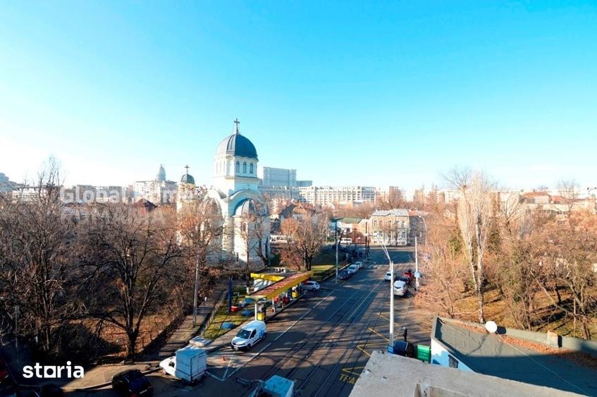 Apartament cu 3 camere în Centrul Civic