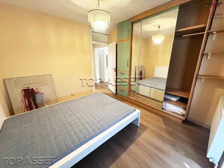 Apartament cu 3 camere decomandat în Muncii