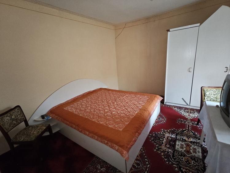 Casă cu 4 camere în Stejaru