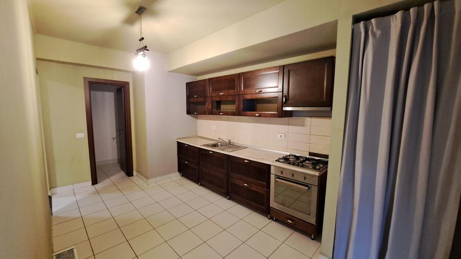 Apartament cu 3 camere decomandat, mobilat în Herăstrău