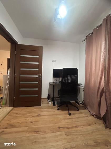 Apartament cu 3 camere în Confecții