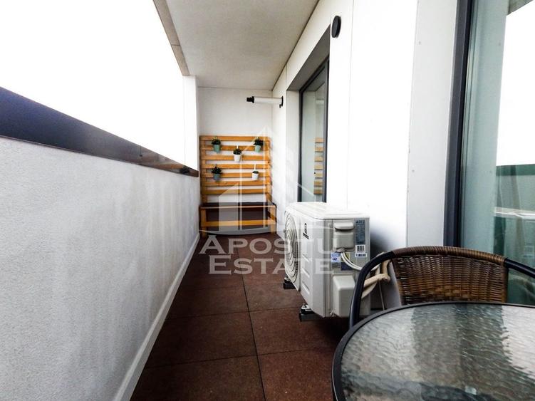 Apartament cu 2 camere semidecomandat în Torontalului