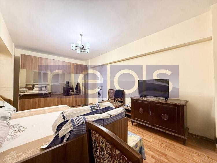 Apartament cu 3 camere semidecomandat, mobilat în Titan
