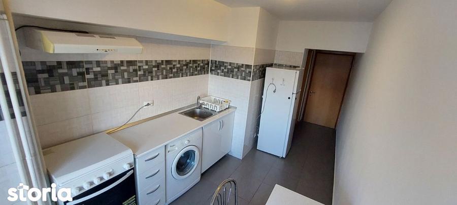 Apartament cu 2 camere decomandat, mobilat în Centrul Civic