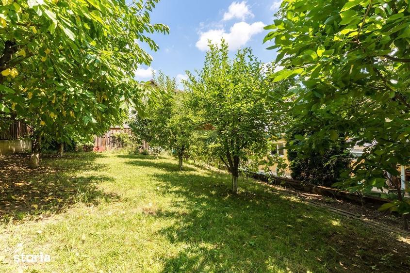 Casă cu 4 camere în Bucium