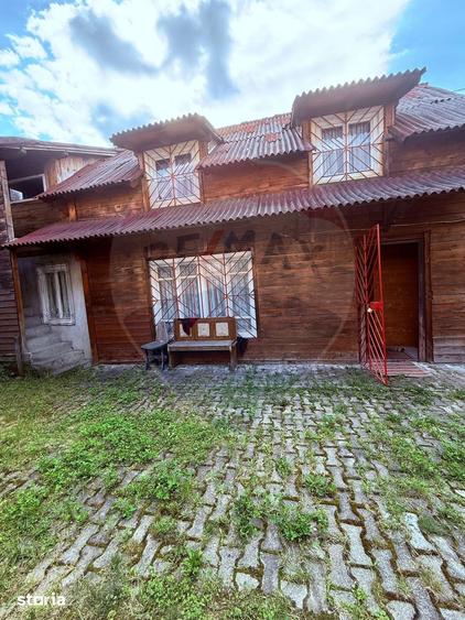 Casă cu 4 camere cu Teren 248 Mp în Ocna Șugatag