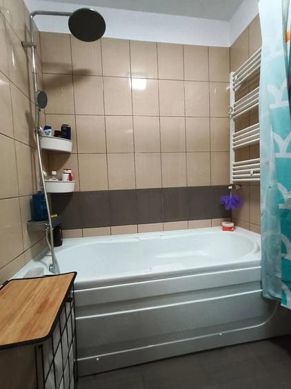 Apartament cu 2 camere decomandat în Metalurgiei