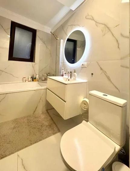 Apartament cu 3 camere decomandat în Giroc