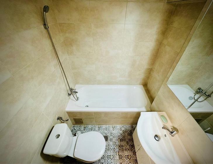 Apartament cu 3 camere semidecomandat în Floreasca