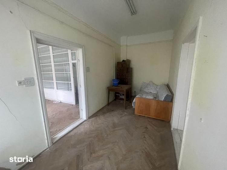 Casa de vanzare batraneasca pe teren 401mp - 5