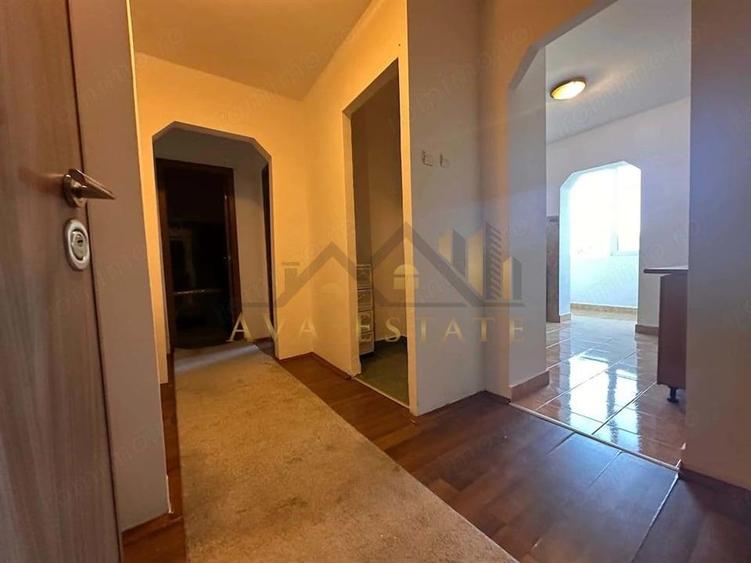 Apartament cu 2 camere decomandat în Lipovei