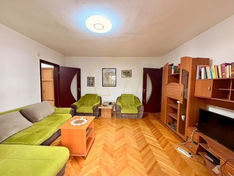 Apartament cu 2 camere semidecomandat în Complex Studențesc