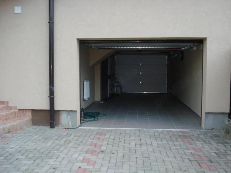 Casă cu Teren 500 Mp în Central