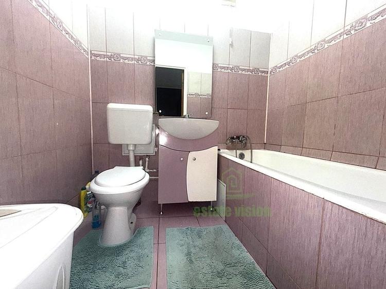 Apartament 3 camere, parter inalt cu  balcon, bloc reabilitat, langa metrou, Dru - 8