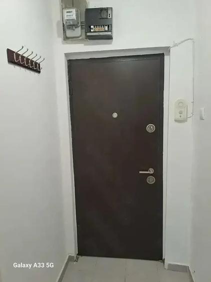 Garsonieră decomandată în Muncii