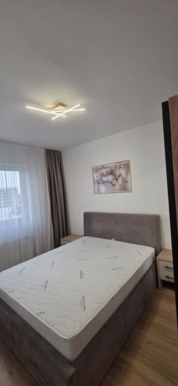 Inchiriez apartament 2 camere +loc parcare - 2