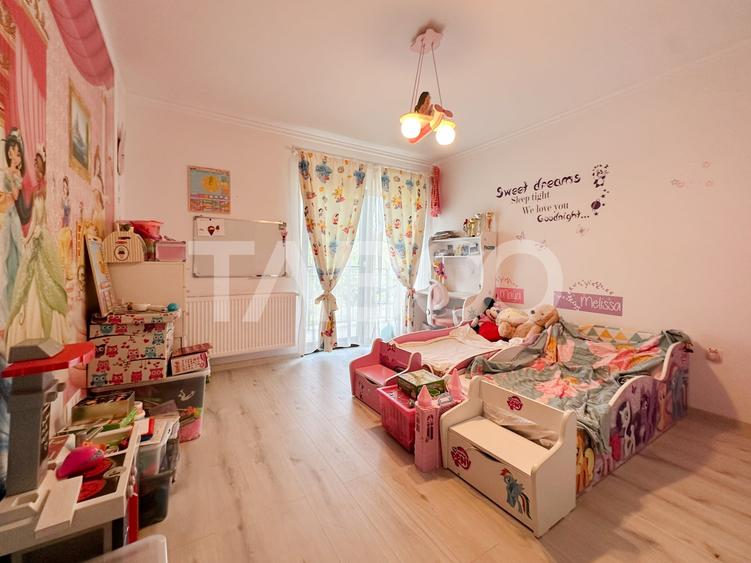 Duplex cu 4 camere cu Canalizare în Dâmbul Rotund