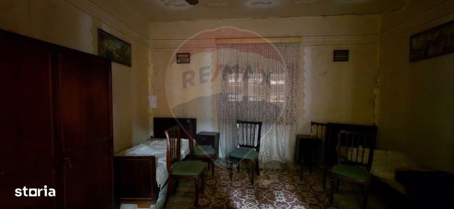 Casă cu 3 camere cu Teren 936 Mp în Socodor
