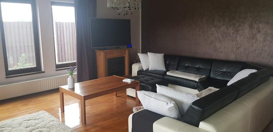 Casă cu 5 camere cu Teren 1100 Mp în Vladimirescu