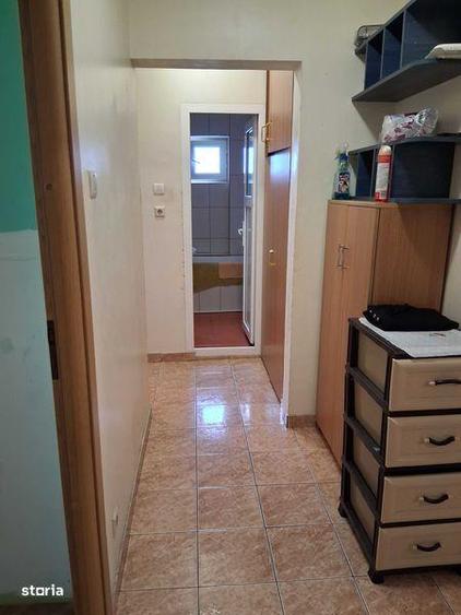 Apartament cu 3 camere în Berceni